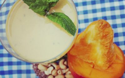 Lassi de mangue avec yaourt végan de cajou et menthe