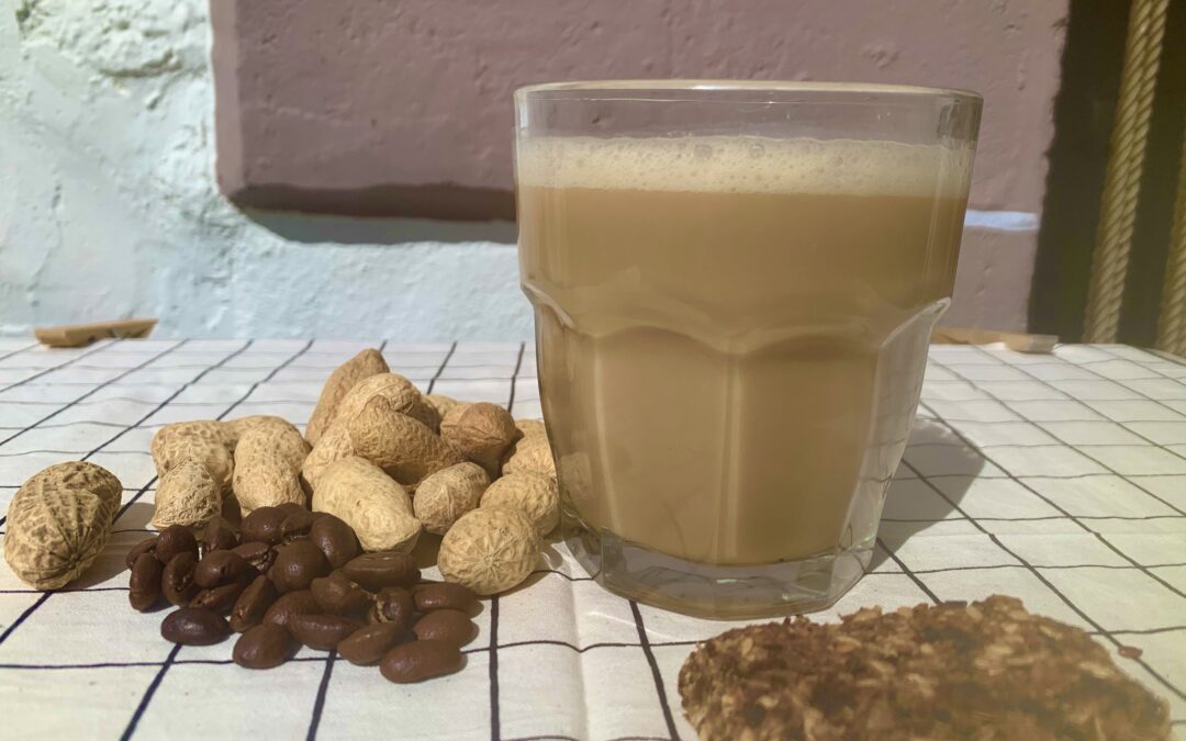 Café Latte con cacahuete