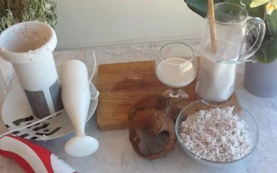 Cómo hacer leche de coco casera (video receta)