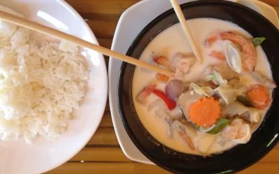 Soupe “Tom Yum” avec lait de coco – Video recette
