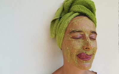 HOW TO MAKE NATURAL EDIBLE COSMETICS WITH PULPS?