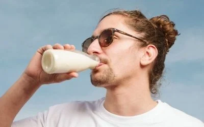 Plant-based milks that help regulate cholesterol