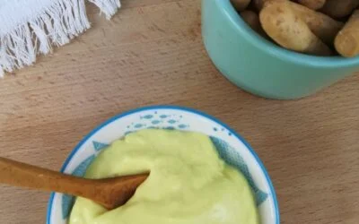 Vegan mayonnaise with soy milk